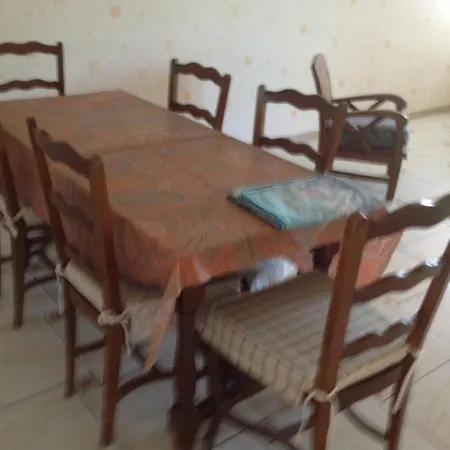 A Martin Sous Vigouroux 60 M² Pour 9 Personnes דירה Saint-Martin-sous-Vigouroux
